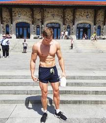Hot Bois 07 59c66e8e273c8.jpg