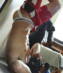 Hot Bois 08 59d1078f178f7.jpg
