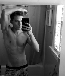 Hot Bois 08 59d107e04c728.jpg