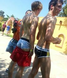 Hot Bois 08 59d108397fccf.jpg