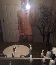 Hot Bois 09 59dbe6e096f18.jpg