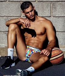 Hot Bois 09 59dbe7452746e.jpg