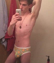 Hot Bois 11 59f602c48b834.jpg