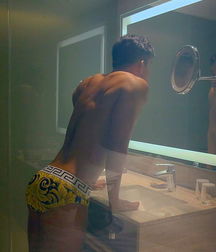 Hot Bois 11 59f602f80883f.jpg