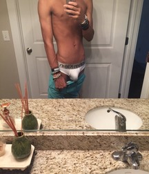 Hot Bois 11 59f6033f08f48.jpg