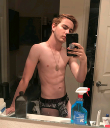 Hot Bois 12 5a0a5945e4e06.png
