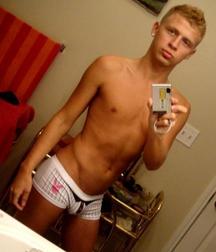 Hot Bois 12 5a0a596290c87.jpg