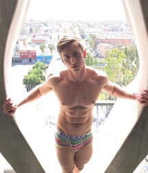 Hot Bois 14 5a52e4d5a0a31.jpg