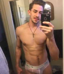 Hot Bois 14 5a52e4f7650cc.jpg