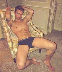 Hot Bois 16 5aa5faee3dd23.jpg