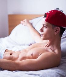 Hot Boys 17 5ac9952a82dc3.jpg