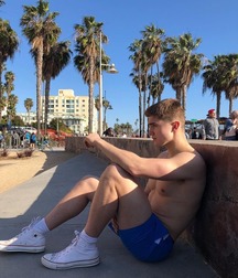 Hot Boys 17 5ac9954059be1.jpg