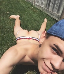 Hot Bois 18 5af99d2792966.jpg