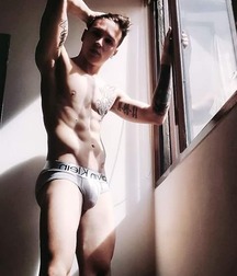 Hot Bois 18 5af99d32d2aad.jpg