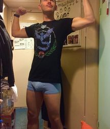 Hot Bois 18 5af99d5bbb8c3.jpg