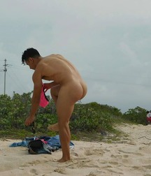 BUTTS 5d42e6373c3da.jpg