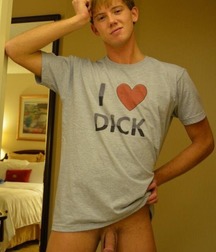 Random boys 5a3080d9cf13e.jpg