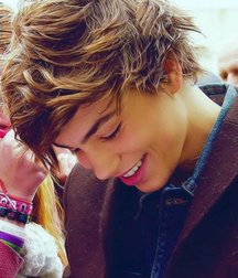 Cute non nude boys 5a46c1ecaae04.jpg