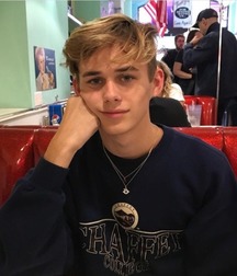 Cute non nude boys 5a46c1fcbbc66.jpg