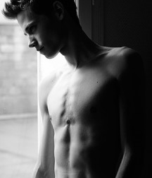 Black and White 3 5a5428b864340.jpg