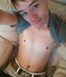 Cute Twink Boy 5772623aeff2d.jpg