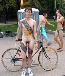 Naked Bike Ride 56e6058b35dec.jpg