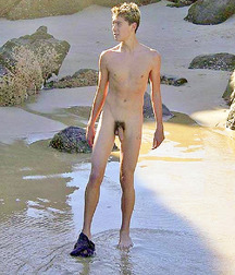 Beach Balls, Cocks and Butts 573118c3279d3.jpg
