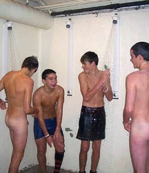 Hit The Showers 2 573e5b541ea1f.jpg