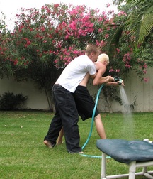 Hose Fight 579e419df1c64.jpg