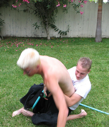 Hose Fight 579e41b6d8e2b.jpg