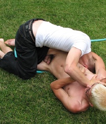 Hose Fight 579e41c6a5b2e.jpg