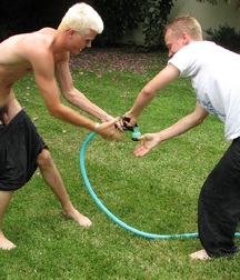 Hose Fight 579e41ce7426b.jpg