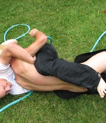 Hose Fight 579e420b19d6c.jpg