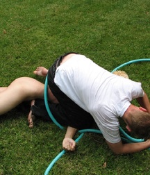 Hose Fight 579e4222efa9b.jpg