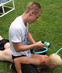 Hose Fight 579e423a15178.jpg