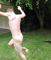 Hose Fight 579e42b725f9d.jpg