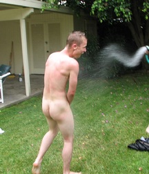 Hose Fight 579e42b7edaad.jpg