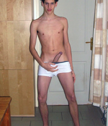 Amateur Feet 57b281732dc6b.jpg