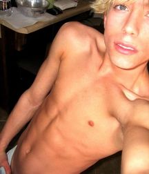 Nightboy1's  cute boys 3 58cb2f2558999.jpg
