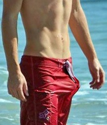Cute beach boys 58d55c2bacd47.jpg