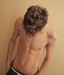 Show me that tummy 58d5671f5d2a7.jpg