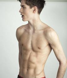 Show me that tummy 58d5672befe2b.jpg