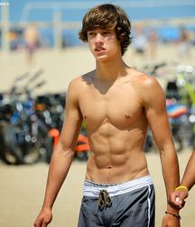 Show me that tummy 58d5673602513.jpg