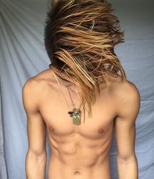 Show me that tummy 58d56749ec390.jpg