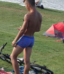 Show me you in your undies 58d6e6d4b7c2f.jpg