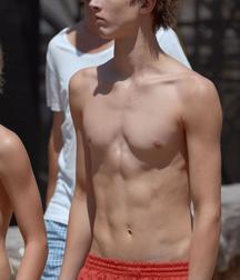 Show me your tummy 2 58d704828c6b0.jpg