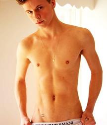 Show me you  in your undies 2 58d70e6ca7243.jpg