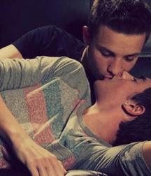 Show me you and yours kissing 58d7536d10c43.jpg