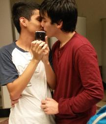 Show me you and yours kissing 58d7539348945.jpg