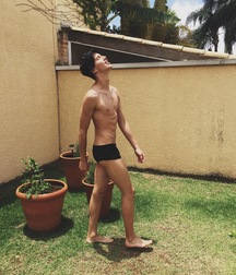 Cute boys 3 58dc145a7a8b1.png
